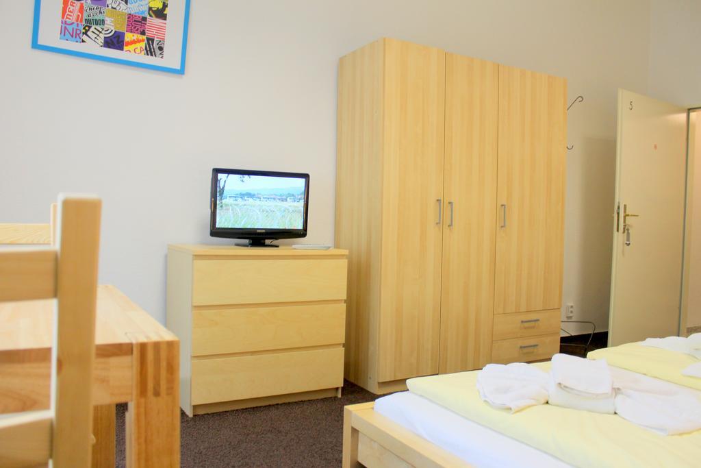Pension Central Hostel Berlin Dış mekan fotoğraf