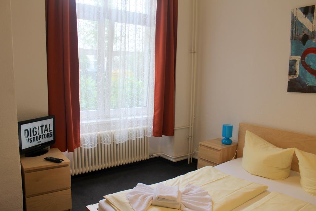 Pension Central Hostel Berlin Dış mekan fotoğraf